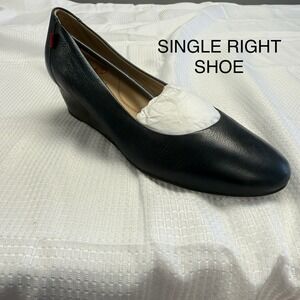 AMPUTEE SINGLE RIGHT Marc Joseph Womens 8 Navy Wedge Heel Closed Toe Shoe